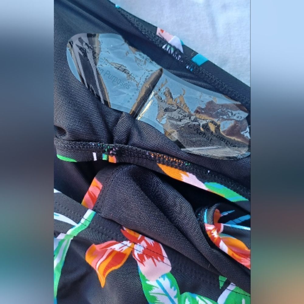 NWT Bikini Bottom    - Picture 4 of 16